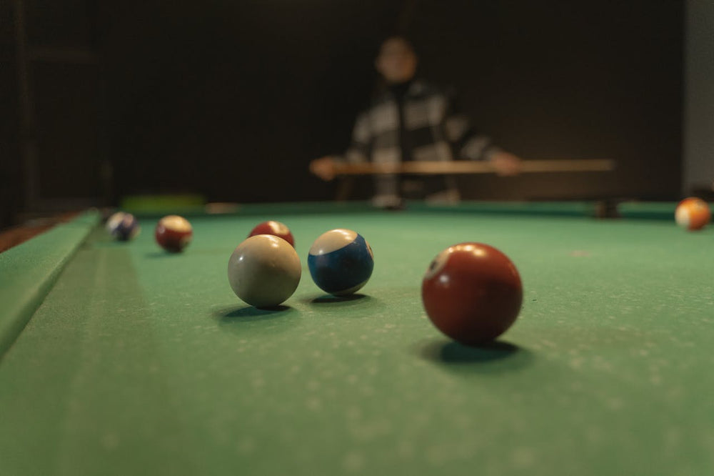 How to Care for a Carbon Fiber Pool Cue cover