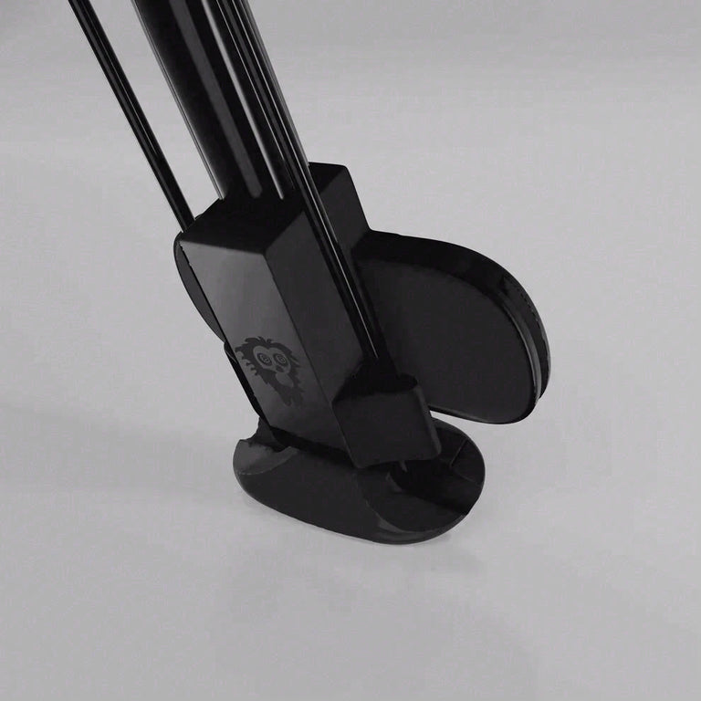 Cue Caddy Case Kick Stand