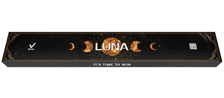 EVO Luna Golden Crest Leather Wrap Pool Cue Maxbing Edition