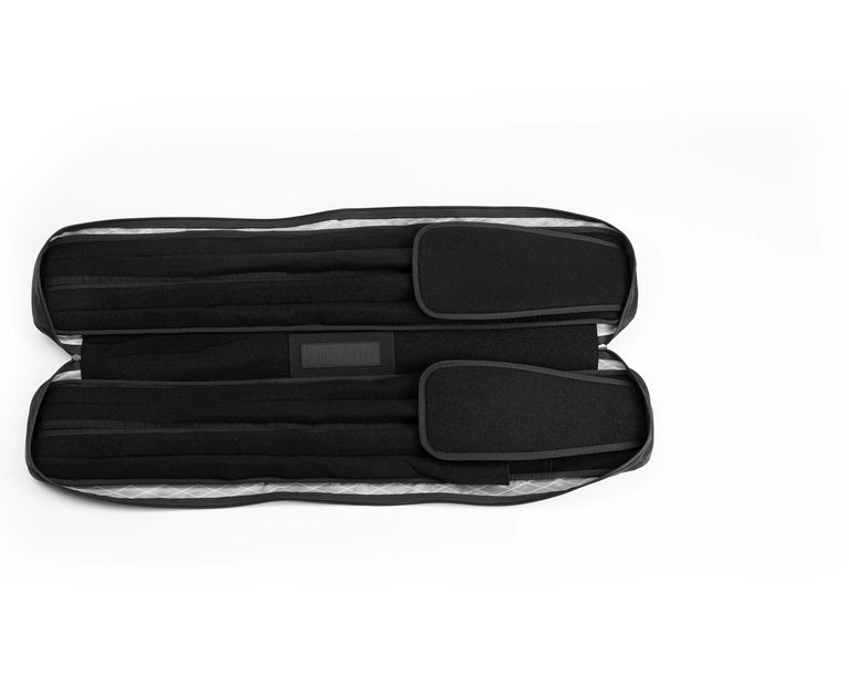 Becue Arax 4x8 Soft Butterfly Cue Case - Black/Green
