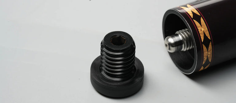 EVO Crown Royal Black Pool Cue with White Lizard Wrap Maxbing Edition